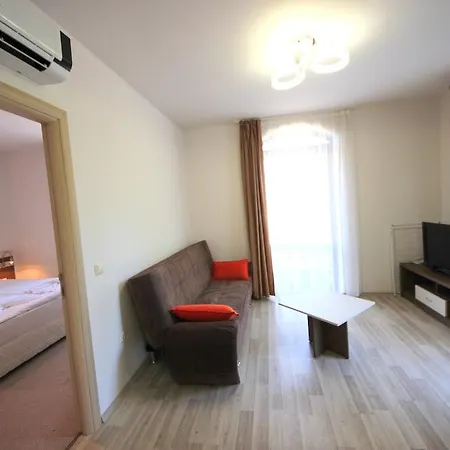 Apartamento Menada Tarsis