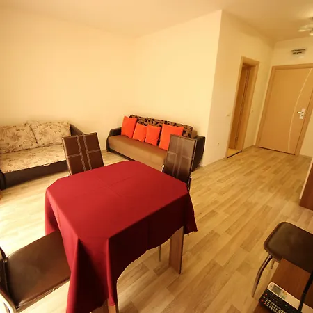 Apartamento Menada Tarsis *
