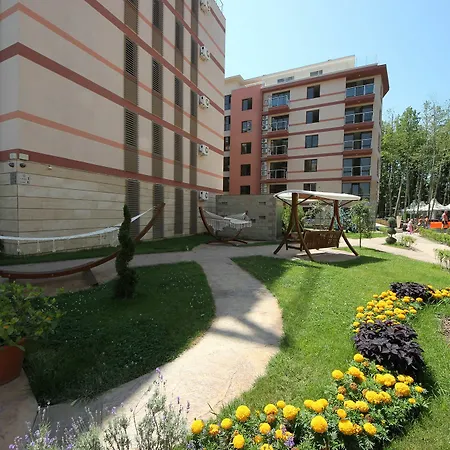 Menada Tarsis *