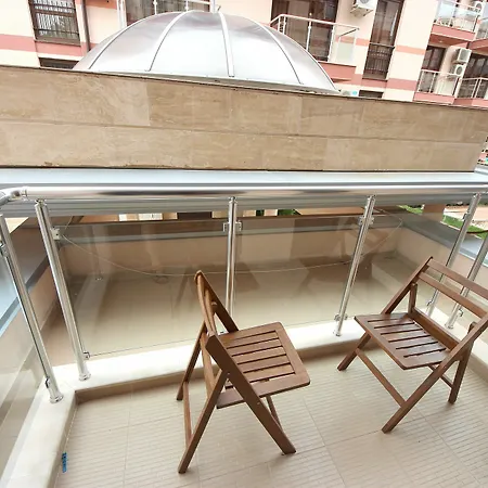 Menada Tarsis Apartamento