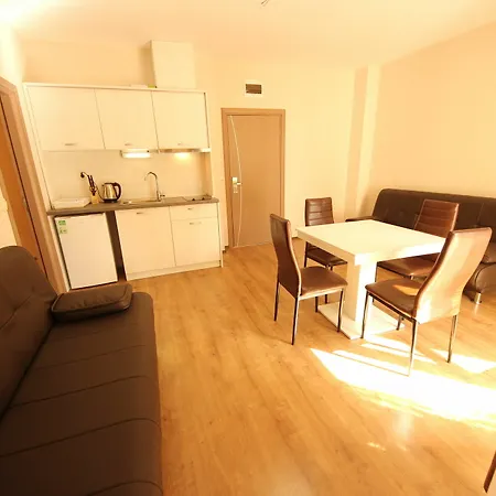 Menada Tarsis Apartamento