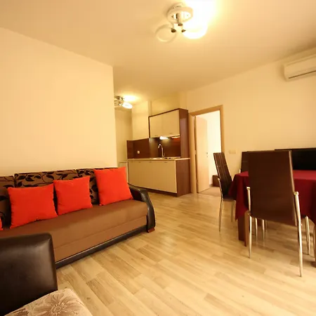 Daire Menada Tarsis Sunny Beach